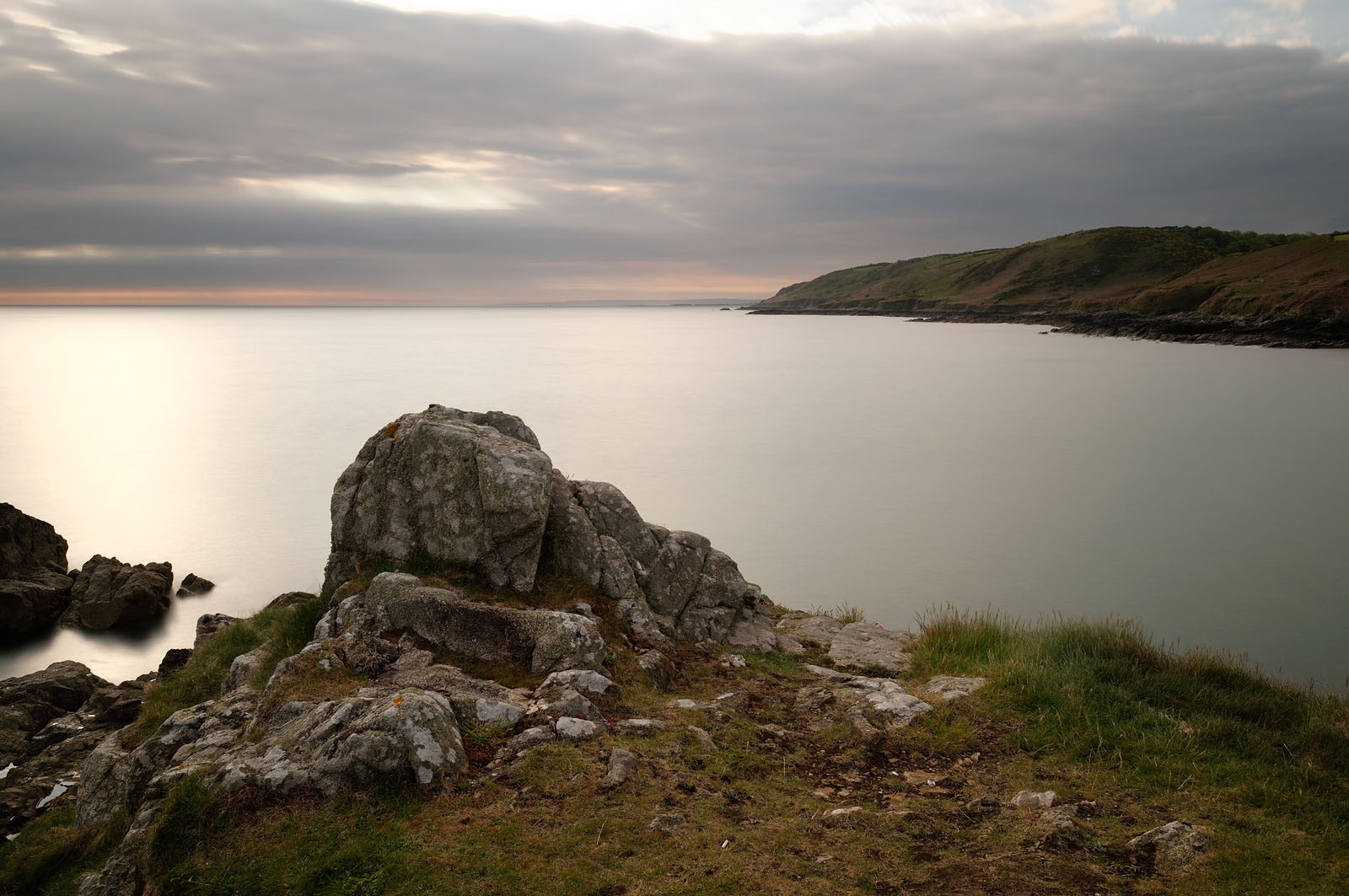 Cette petite baie se situe entre Landemer et le port d'Omonville-la-Rogue (Manche) sur le sentier des Douaniers.